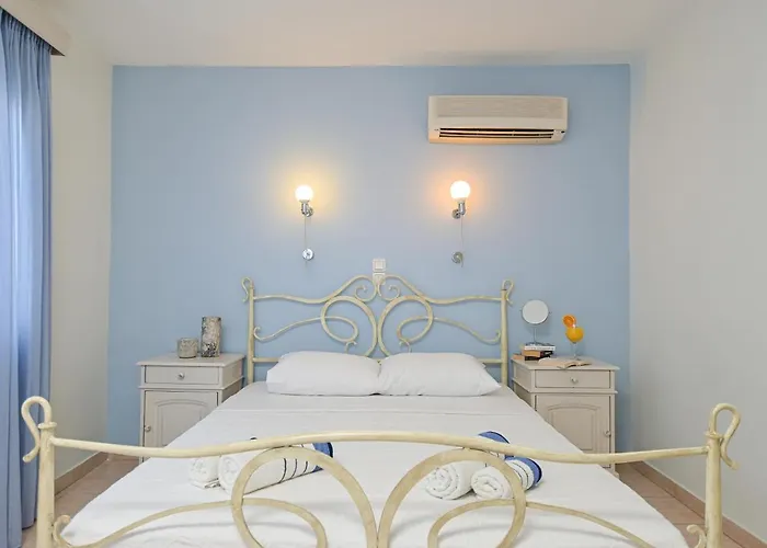 Ξενοδοχείο Naxos Blue Sky 2*