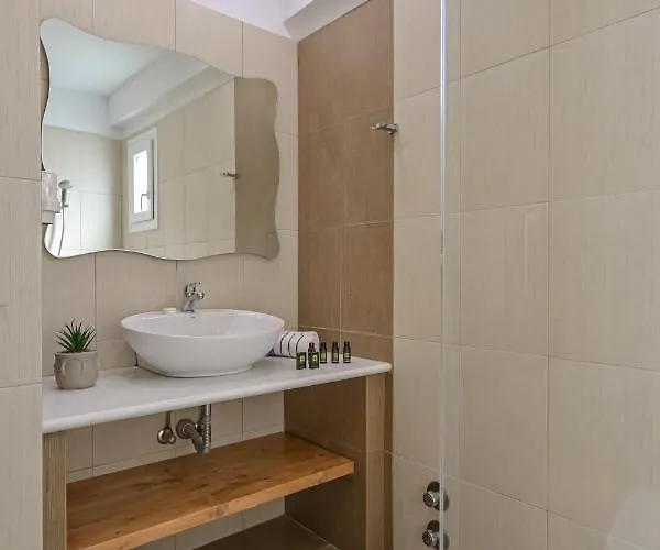 Naxos Blue Sky Ξενοδοχείο 2*